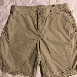 Men’s Columbia shorts